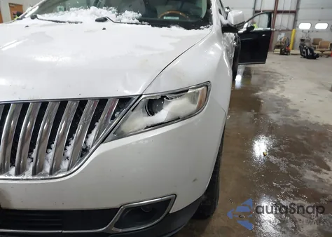 2011 Lincoln Mkx z USA, uszkodzony, nr VIN 2LMDJ8JK6BBJ26362